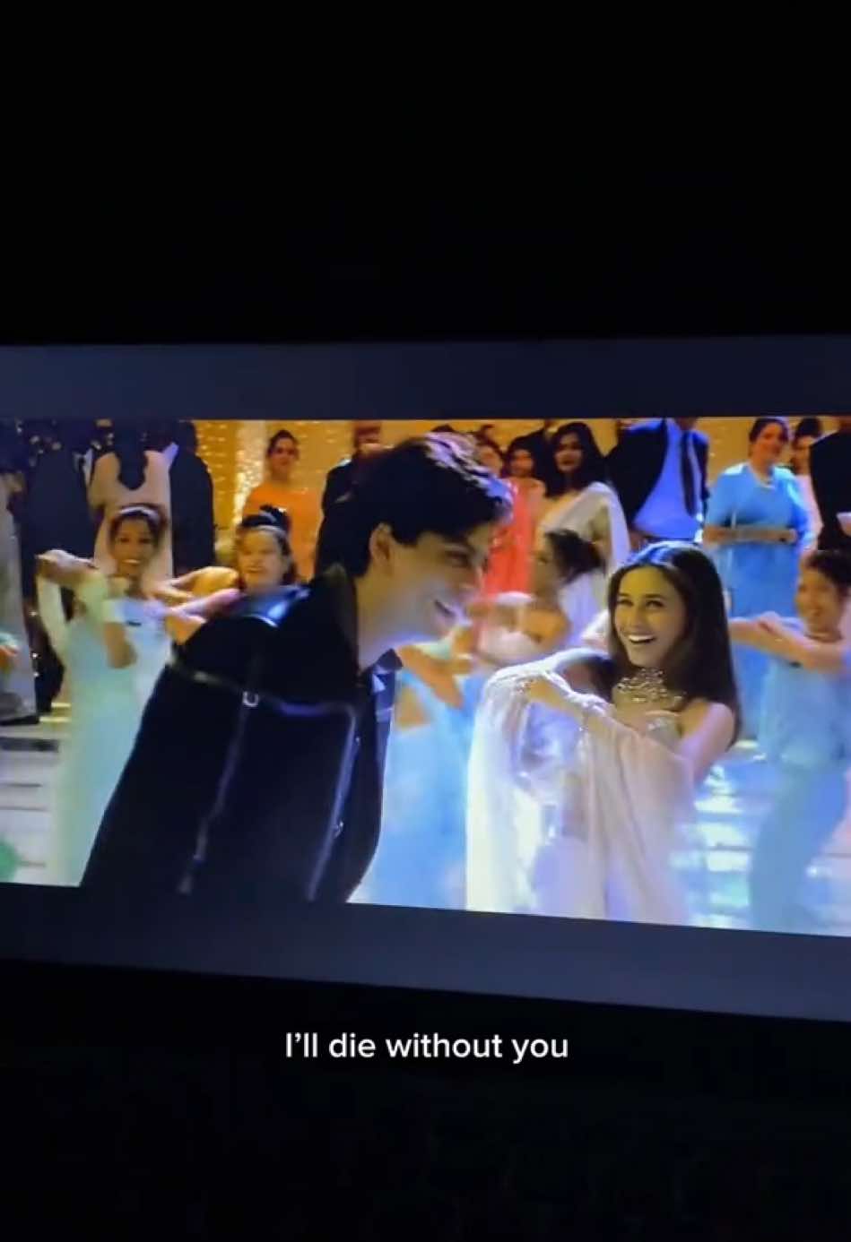 the sweetest naina kapoor🫶🏻 #bollywood #fyp #bollywoodsong #shahrukhkhan #fyppppppppppppppppppppppp #masukberanda #ranimukherjee #kabhikhushikabhigam #lyricsvideo #lyrics_songs #parati #CapCut 