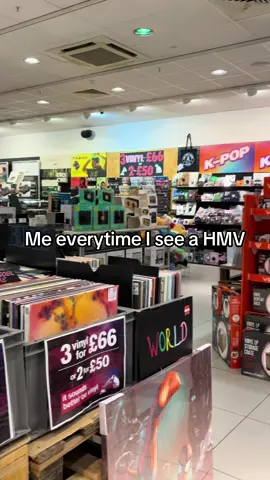 @HMV Norwich has me in a chokehold. #videogame #hmv #hmvnorwich 