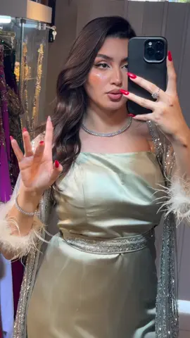 Robe soirée nouvelle collection disponible location ❤️ #بلوزة_وهرانية_الجزائرية📽📸🇩وهرانية #غليلة_جزائرية #الشعب_الصيني_ماله_حل😂😂 #تصديرة_العروس_الجزائري #تصديرة_العروس_الجزائرية #قفاطين 