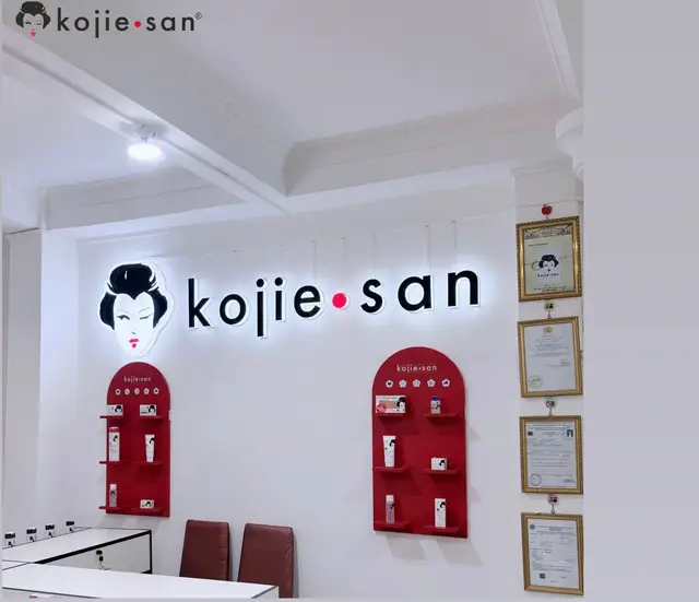 Head Office & Showroom address: No(15/)63street between 16&17 street , Mandalay . We’re the official distributor. You can even search us on Google Maps!#authorizeddistributor #myanmar #fyppppppppppppppppppppppp #tiktok #skinlighting #skincare #beauty #trendingvideo 