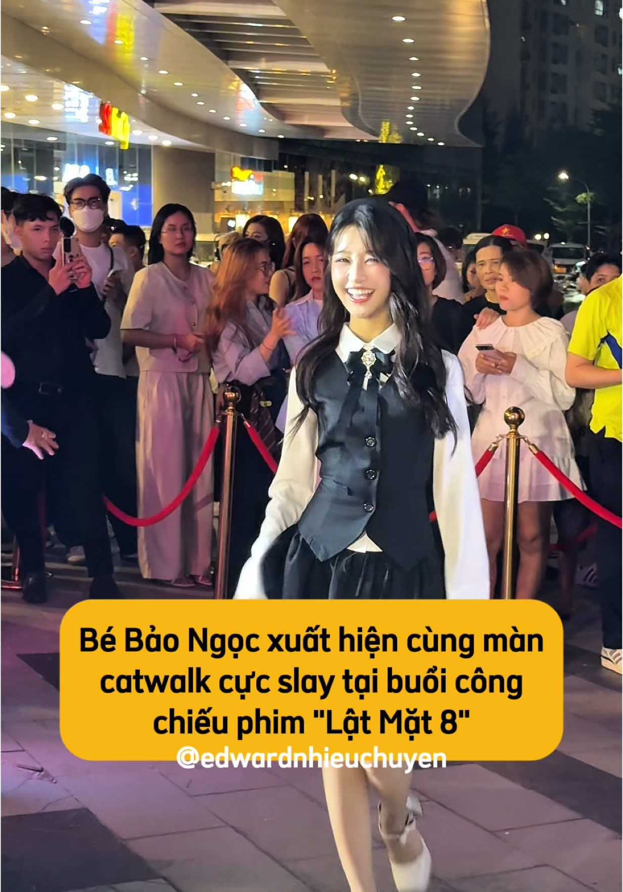 Ụp crown ngay là luôn 🫣🫣🫣 #TikTokGiaiTri #edwardnhieuchuyen #LatMat #LatMat8VongTayNang #LatMat8 #VongTayNang #LatMat8byEdward #LyHaiMinhHa #LyHai #LyHaiProduction #LeHuynhBaoNgoc 