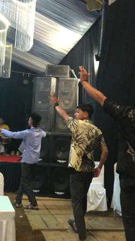 wes kadung pwenakkk #fyp#4u#tomen2nd⚡️ 