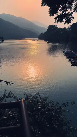Vibing#fyppp #foryou #lakeside #pokhara #phewalake #views #evening #lake 