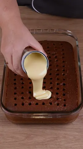 How did I not learn this before! This is the most delicious cake I've ever eaten #cooking #Recipe #EasyRecipe #quickrecipes #cook #chocolate #cake #dessert #viral #viraltiktok