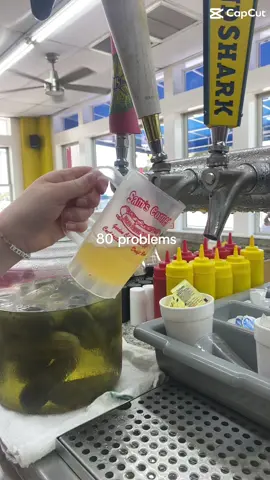 Zero problems when you get the coldest beer on the beach  #samscornergardencity #samscorner #gardencity #gardencitybeach #gardencitybeachsc #gcb #hotdog #footlonghotdog #beachfood #beach 