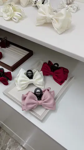 Kẹp nơ must have cho mùa hè 