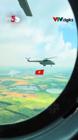 Tự do - hoà bình không phải dễ, có được bây giờ cố gắng mà giữ 🇻🇳 ------- “Nối Vòng Tay Lớn” – chiến dịch do VTV Digital thực hiện trên các nền tảng số của VTV24, hướng tới kỷ niệm 50 năm ngày Giải phóng miền Nam, thống nhất đất nước. #50nam30thang4cungVTV #NoiVongTayLon #A50 #vtv24 #vtvdigital