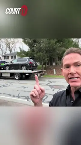 #Jury in the #KarenRead Murder Retrial viewed the scene of the crime and got up close with the alleged murder weapon, Karen Read's SUV. #CourtTV's Matt Johnson was there at the former #Albert home where #Boston Police Officer John O'Keefe's body was found in the snow. What do YOU think? ⚖️👇 #KarenReadTrial #FreeKarenRead #johnokeefe #Canton #Fairview#McCabe #crimenews #truecrimetok #courttvshow #courttvlive #juryview