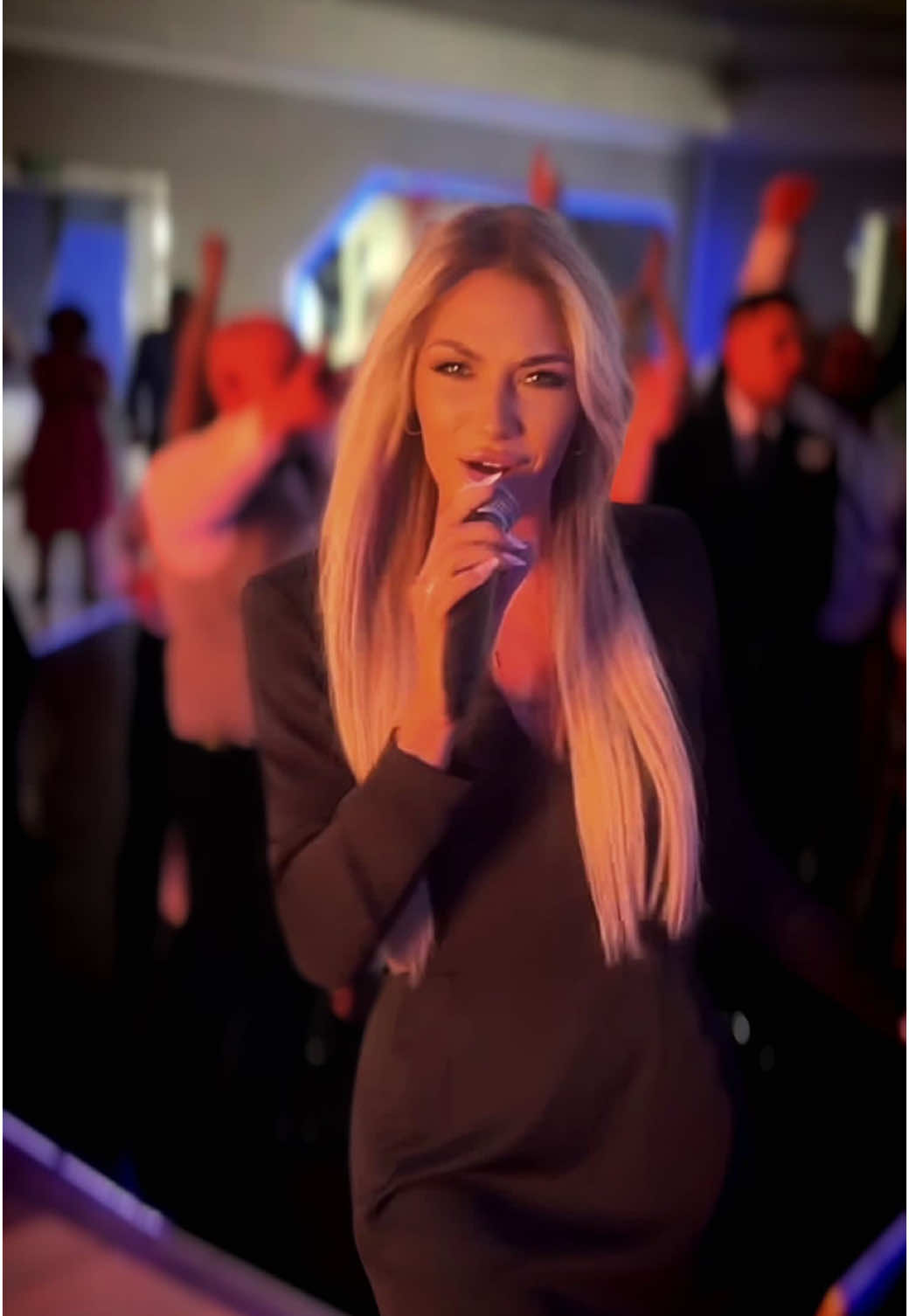 Koncert CamaSutry na weselu? 🤔 Żaden problem! 🤩 #wesele #koncert #singer 