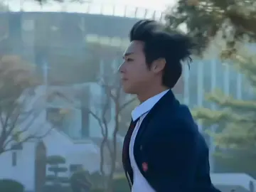 صداقتهم بقلبي😢!! #weakheroclass2 #kdrama #fyp #كيدراما #lovetiktok #بطل_الصف_الاول_الضعيف 