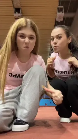 #лерасимонова #on #пикми #лерасимка #милананекрасова 