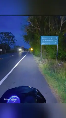 # Con tantas Mujeres, de Miguel Duran 