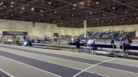 @tyas.vaults  Follow @polevault.club for daily vault clips, tips, and more. Tag us to be featured! #polevault #vaulter #trackandfield #vaultlife 