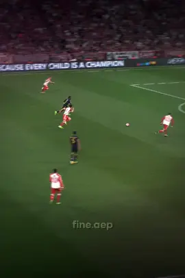 Vini🤩 #blowthisuptiktok #fylpシ #ucl #realmadridfc #aftereffects #fy #edit #vinijr 