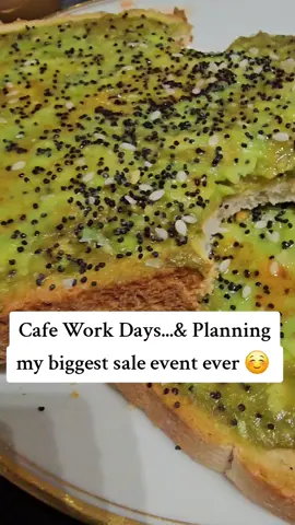 Avocado Toast & Caramel Latte to fuel my day 🥑  . . . . . . . #Cafe #toast #coffee #business 