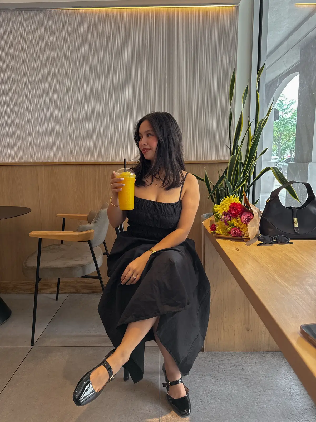 Black on black 🖤 #outfitinspo #styleinspo #OOTD #springoutfit 