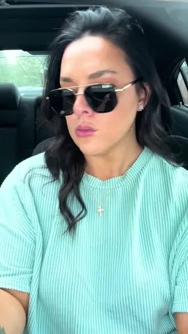 Black or Brown?? I love these sunnies 🤌🏼 #affordablefashion #TikTokShop #tiktokshopfinds #sunglasses #creatorsearchinsights #TikTokShopFashion #ttshop #tiktokshopaffiliate #sunnies #polarized 