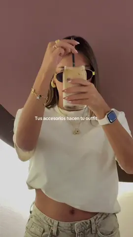 Siéntete poderosa con nuestros accesorios ✨ Dale un plus a tu outfit  #accesorios #joyas #rodio #accesoriosparamujer #bisuteria #regalosparamujer #chunky #accesoriosmujer #accesoriosbucaramanga