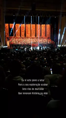 Eu vi este povo a lutar Para a sua exploração acabar Sete rios de multidão Que levavam História na mão #25deabril #Portugal 