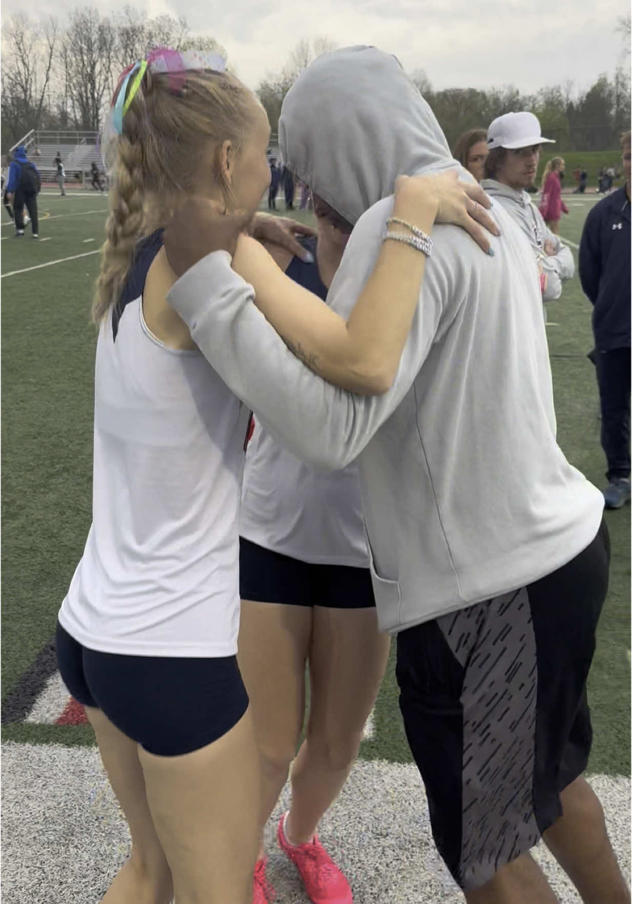 Find yourself a roommate squad that celebrates like children with you💙@Rylie 