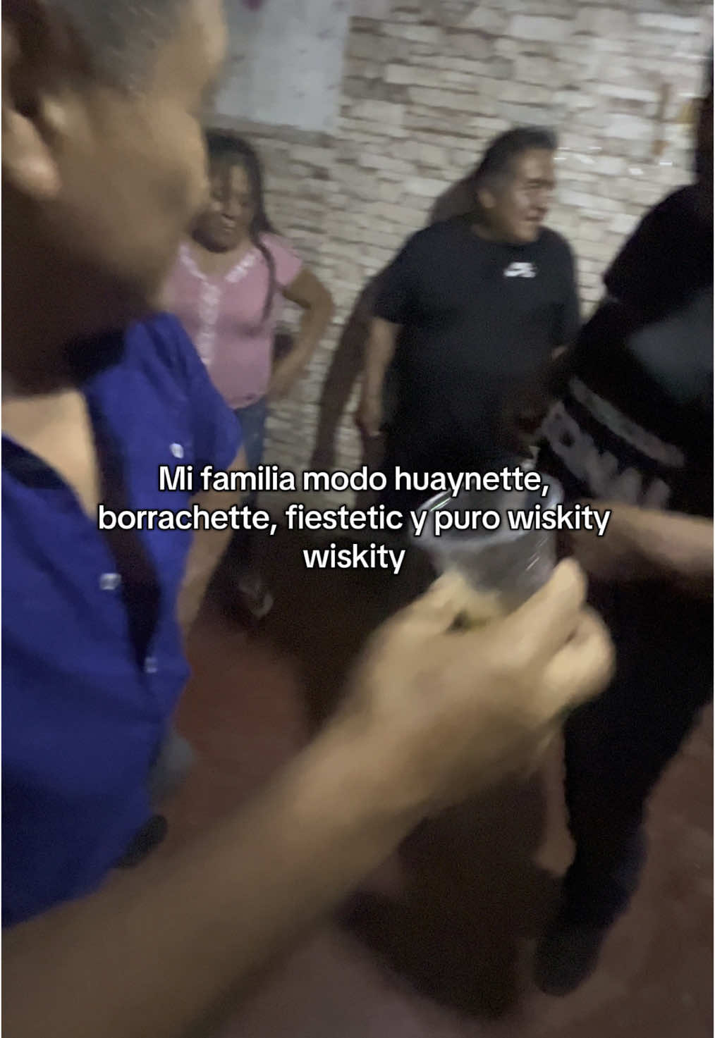#daledurocomozapallomaduro #suegro #familia #wiskitiwiskiti #huayno #zapateo #florpileña #baile #esovvalokate🤪 