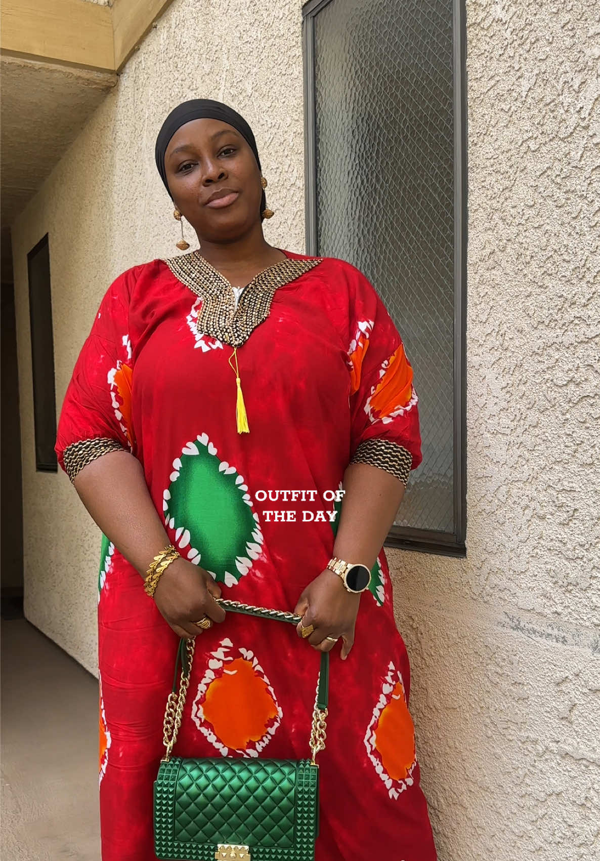 Showing of African outfit on social  #OOTD #momootd #africandress #abayastyle #modest #modestfashion #fyp #fypage #fyppp #plussizefashion #midsizefashion 