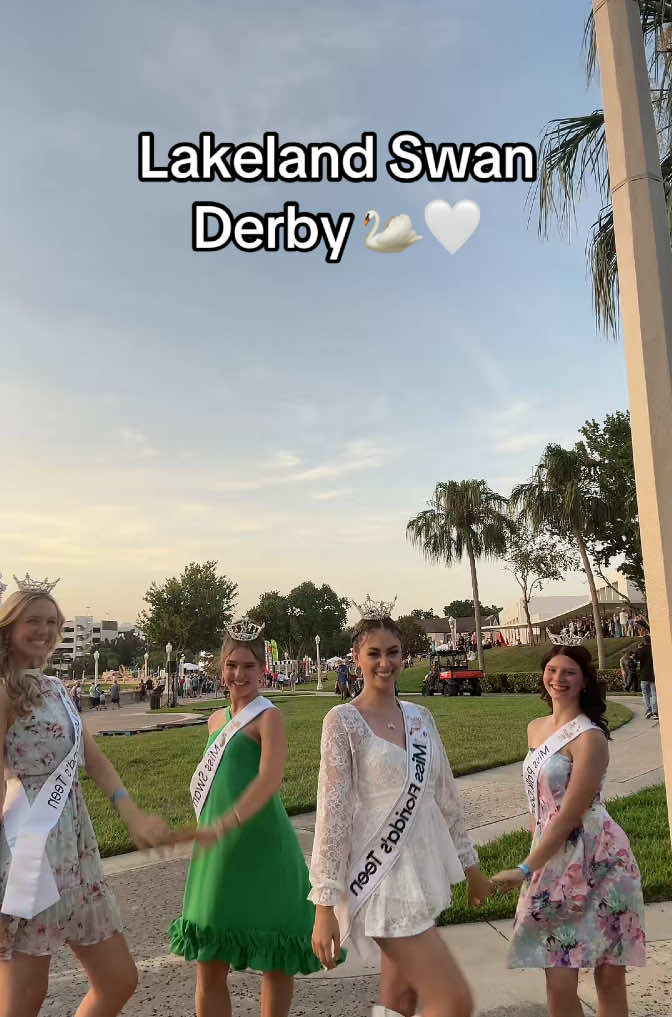 Having a fun time with team Lakeland teens! 🦢🤍 #lakeland #swan #swanderby #swancity #dance #mao #missflorida #missfloridasteen #fyp #foryou #trend #trending 
