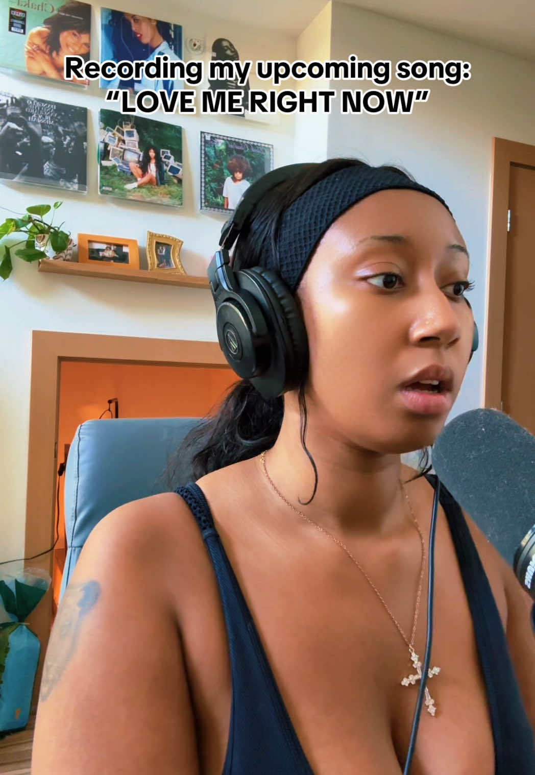 album coming this summer 💿  #newartist #originalmusic #rnb #discoverartists #foryou #newartist 