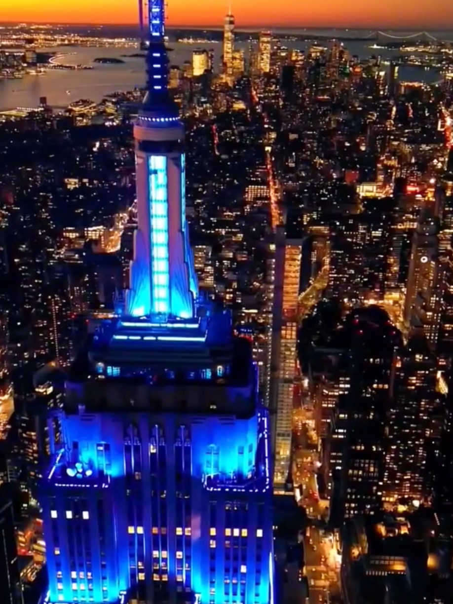 NYC🗽 United States🇺🇸 Bullding 🇺🇸USA New York City Times Square Statue of Liberty Empire State Tower Manhattan #usa #amirca #usa_tiktok #usatiktok #Newyork #newyorkcity #nyc #usbibes #winter #Summer #TimesSquare #newyorkcity #Times #Square #Statue #Of #Liberty #Empire #State #Tower #Bullding #Manhattan #vibes #NYC #UnitedStates #Of #America #searchinsights 