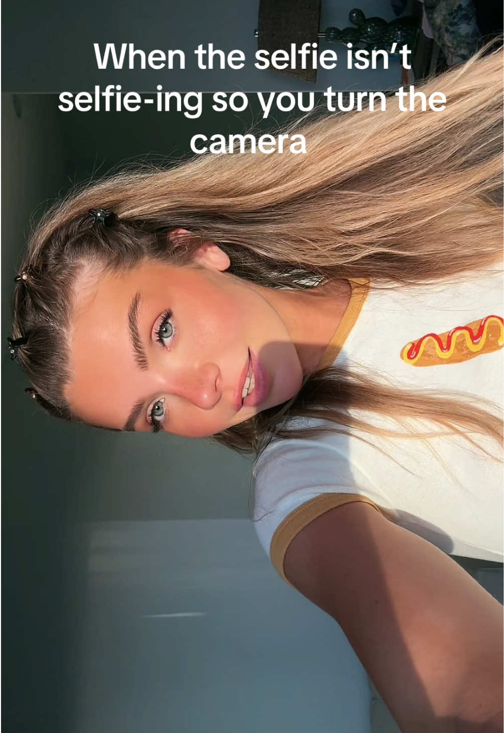 I’m just giving away free selfie hack’s to make you look beautiful 🤳 #braids #hairstyles #selfie #newtrend #blondegirl #cutegirl #fyp #foryoupage #makeuplook #glamour 