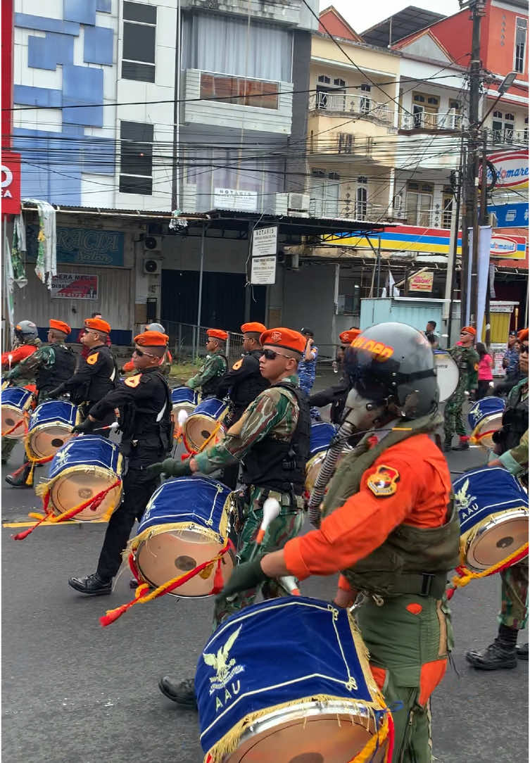 GITA DIRGANTARA🦅 Indonesian Air Force Academy Drum Corps. What an amazing parade in Manado City. Thank You AAU!  #cadet #AAU #airforce #drumcorps #manado #fyp 