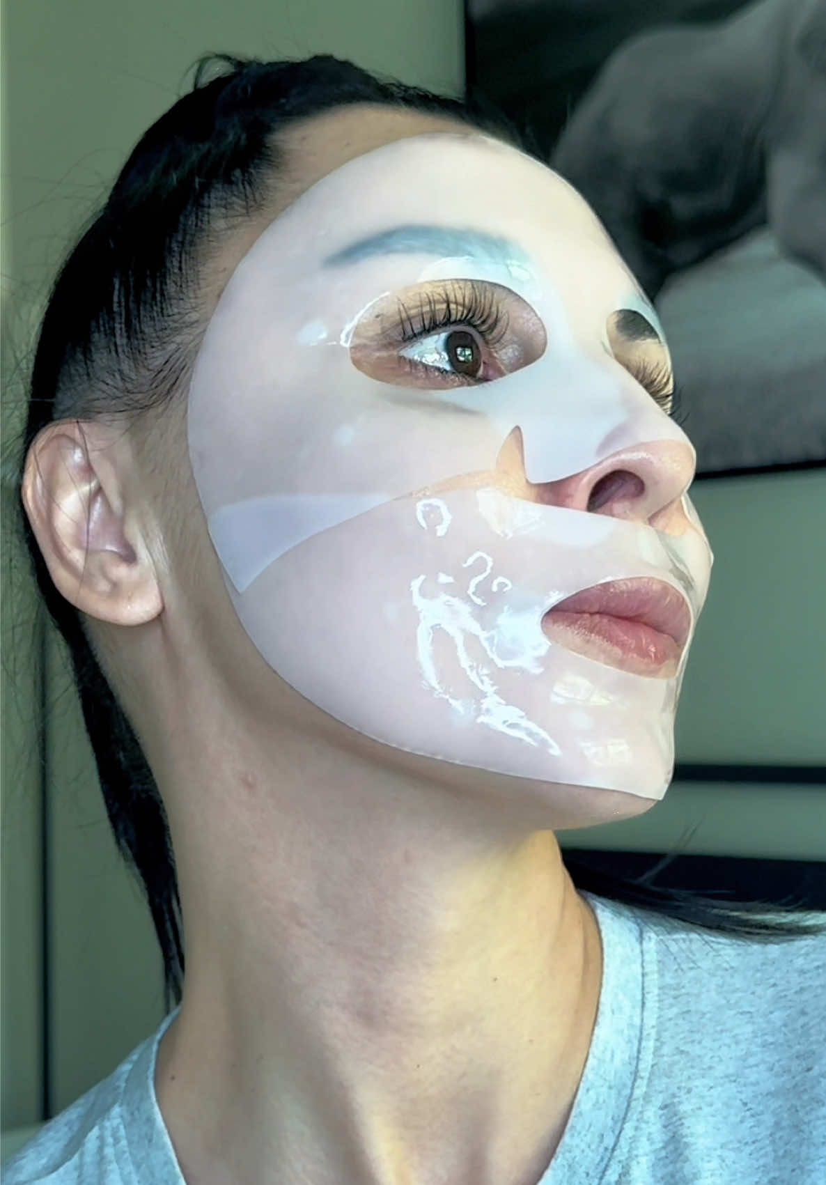 Say goodbye to enlarged pores! EQQUALBERRY Collagen Mask tightens, smooths, and glows you up! @Eqqualberry  #SkincareRoutine #GlowingSkin #HealthySkin #SkincareTips #NaturalSkincare #SelfCare #BeautyTips #SkincareAddict #SkincareJunkie #ClearSkin #FaceMask #SheetMask #FacialMask #PoreCare #TightenPores #CollagenBoost #HydratingMask #MaskTime #MaskSelfie #MaskAddict #KBeauty #ViralSkincare #BeautyTok #GRWM #TikTokMadeMeBuyIt #BeautyInfluencer #SkincareReview #BeforeAndAfter #GlowUp #BeautyRoutine