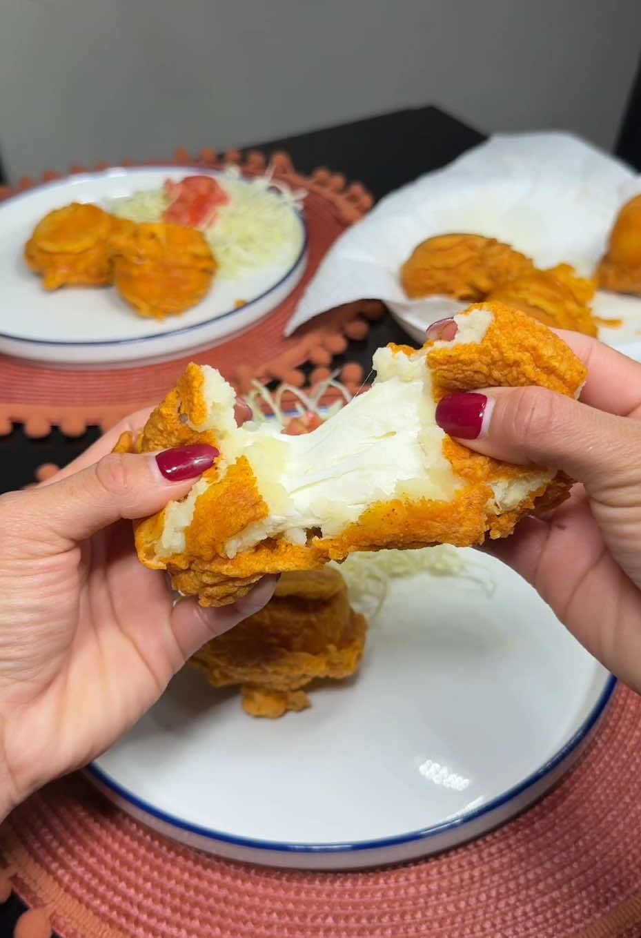 Papas rellenas de queso #papasrellenas #papas #cooking #cookwithme #Recipe #latina #dinner #nicaenusa🇳🇮🇺🇸 #nicaragua🇳🇮 #blandonesther #foodtiktok #foodtiktok 