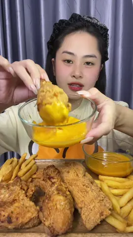 Mukbang các món chiên cùng sốt phô mai và trứng muối của DH Foods #dungthichan #LearnOnTikTok #ancungtiktok #review #Dhfoods #TuhaogiaviViet #sottrungmuoi #sotphomai #khuyenmai