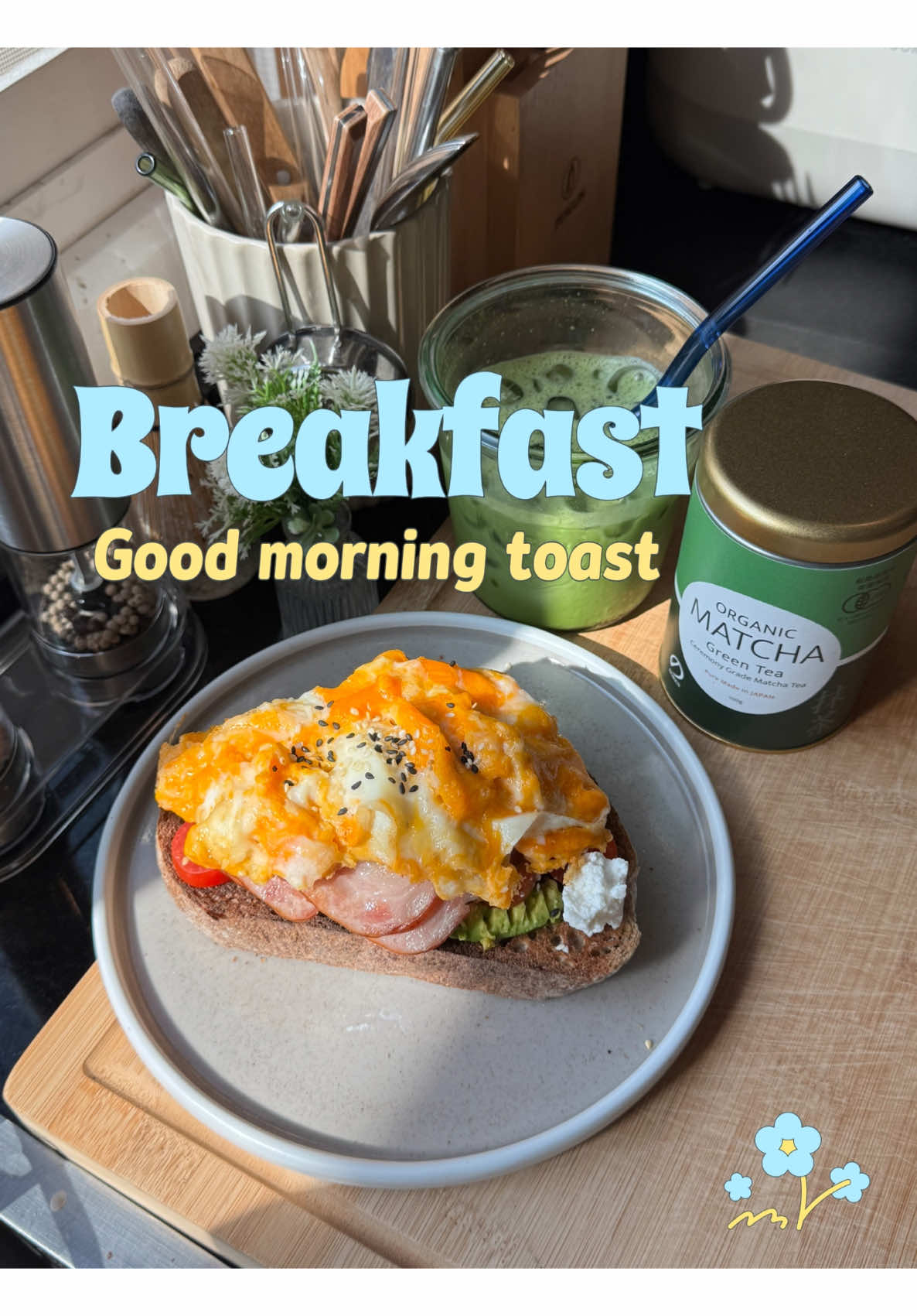 The Perfect toast 🍞✨🥪🫶😋 ingredient; -Sourdough bread🍞(เครื่องปิ้งขนมปัง @jenniferoomth.official ) -half avocado🥑 -ham -feta cheese -tomatoes🍅 -scrambled eggs topping; -sesame seeds Drink; -Iced Matcha Latte with Oat Milk🍵 #toast#morningroutine #morningtoast #breakfasttime #breakfast#breakfasttoast #eggtoast #มื้อเช้าคลีนๆ #มื้อเช้า#เฮลตี้#healthyeating #healthy#cottagecheese #cheesetoast#salmon #avocadotoast #salmontoast#avocadotoast #eggtoast