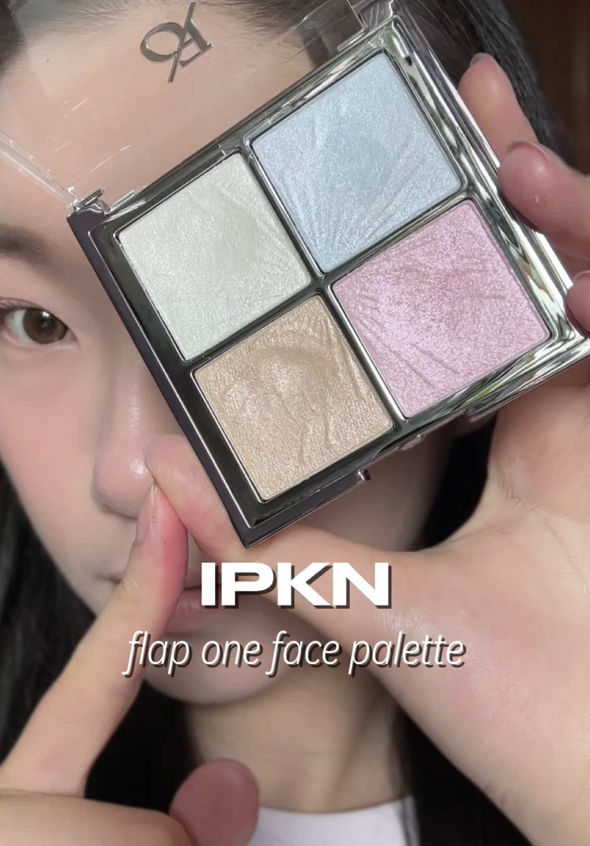 chài ai lâu lắm r t không phát đin vì 1 bảng highlight như nàyyyy @IPKN Vietnam  #ipkn #ipknvn #ipknvietnam #kbeauty #highlighter #ipknflaponefacepalette #creamhighlighter #BeautyTok 