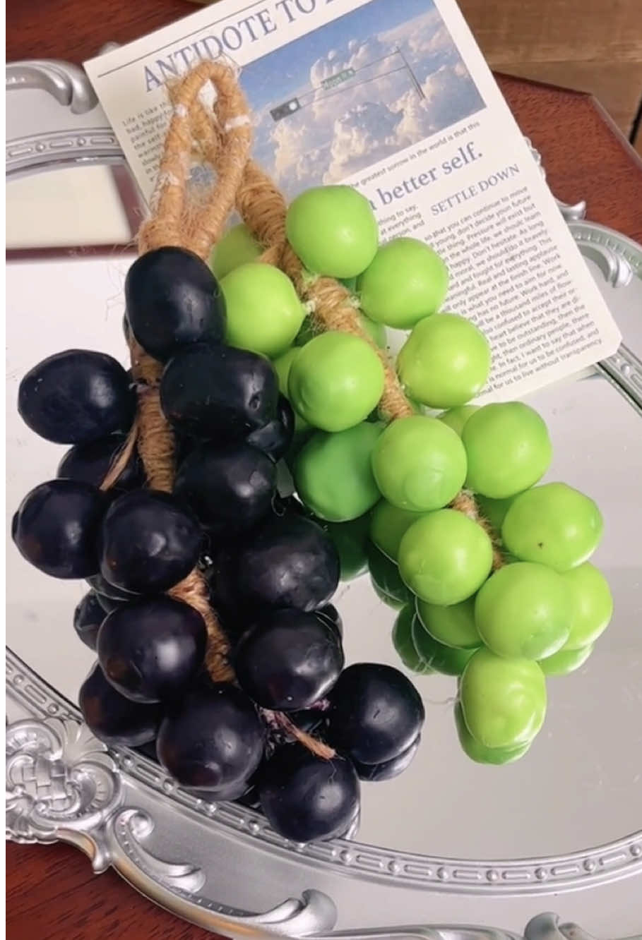 Grape candles #candlemaker #candle #candleaddict #candlemaking #grapecandle #creative #candleideas #diyinspiration #giftideas #grapelover #dıy 