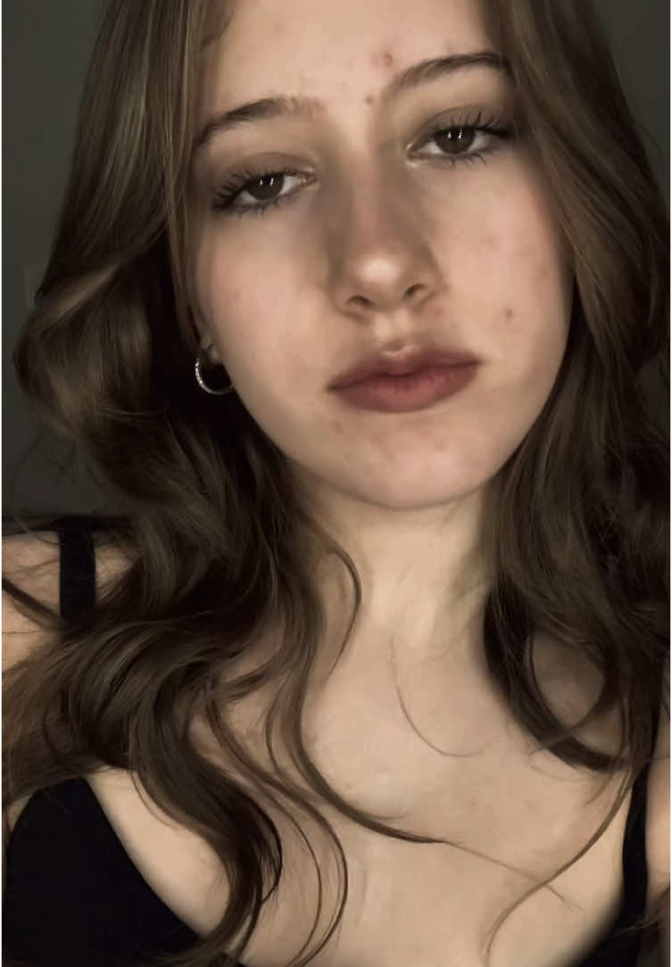 New account who dis???? #lol #tik_tok #fyppppppppppppppppppppppp 