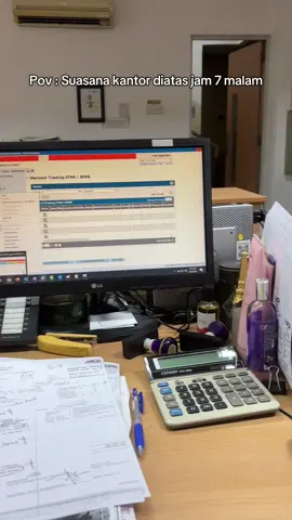 #corporate #corporatelife #corporatetiktok #corporatehumor #budakcorporate #suasana #kantoran #kantor #lembur #kerjakeras 