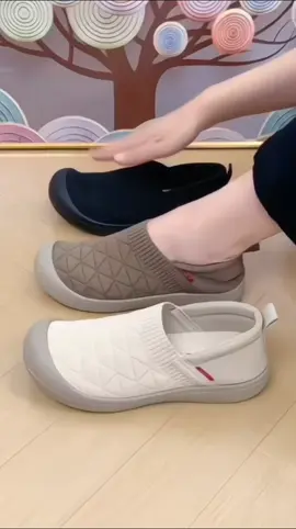 sepatu slip on wanita yang keren dan nyaman banget dipakenya #sepatu #sepatuwanita #sepatumurah #fyp #fypage #fyppppppppppppppppppppppp #fypシ゚ #fypp #viral #viralvideo #viraltiktok 