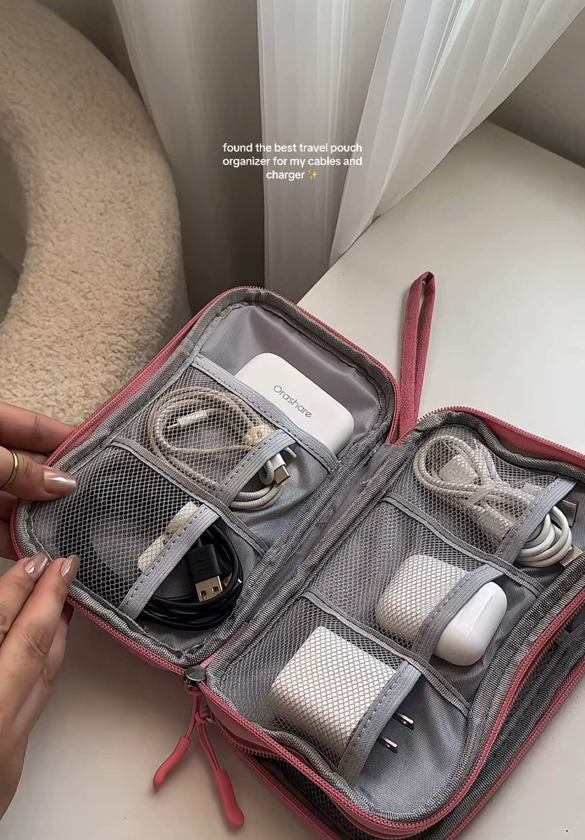 found the best travel pouch organizer! 💫  #pouchbag #cableorganizer #travelpouch 