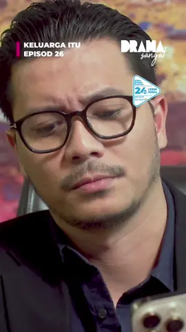 FAKE SITUATION ⛔ ▶️ #KeluargaItu -> Setiap Jumaat - Ahad -> 9:00 Malam Di TV3! Korang boleh strim episod baharu #KeluargaItu 24 jam lebih awal di Tonton! @umieaida9 sebagai chempaka @iamrosyam sebagai iman @fattahaminz sebagai Ansara @izaraaishahofficial sebagai Husna  @amir.ahnaff sebagai Aman @muaz.zabir sebagai Anwari @morosechild sebagai Dhamiah @themelissacampbell sebagai Camelia @duerramitilda sebagai Dhini Terbitan : @rumah_karya_citra Penulis Skrip: @ermafatima Arahan : @nursharif #DramaSangat  #KeluargaItu  #TV3Malaysia .
