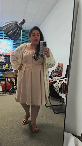 #asmr #asmrootd #anotherlatepost #OOTD #weekslate #neutralpallette #summerready #dressseason #springtime #superlatepost #literallyweeks 