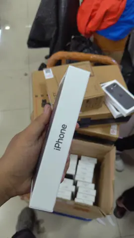 Siapa yang belum kebagian iPhone 13 gaesss!??!!?? nih kita lagi proses packing Pesenan kalian yaaaa!!! #pastifyp #iphone #iphone16 #iphone13 #rekomendasihp 