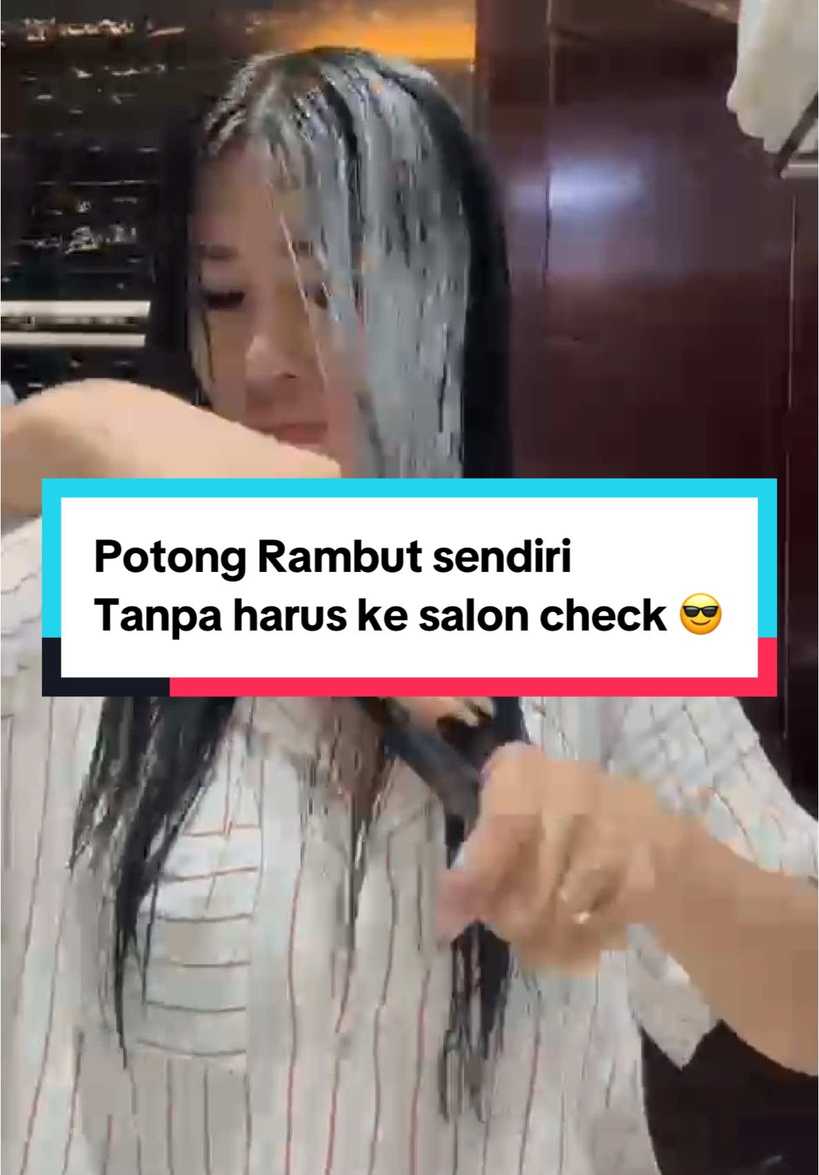 I’m just a girl 😎 #fypage #tiktokviral #fyp #fypsorong #sorong 