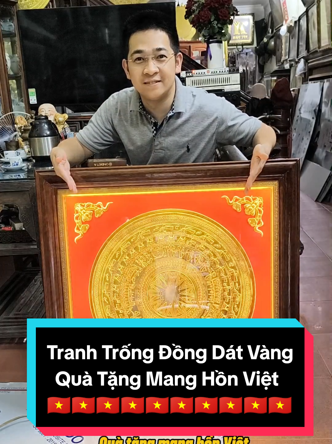 Tranh Mặt Trống Đồng Dát Vàng - Quà Tặng Mang Hồn Việt Đường kính mặt trống 60 cm dát vàng, phủ bì khung gỗ gụ 89 cm #chinhdodong , #mattrongdong , #tranhtrongdong 