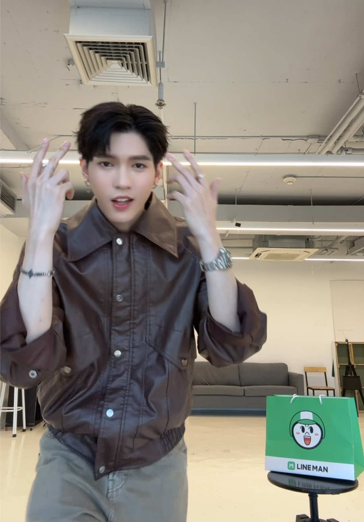 เมนูไหนดีครับ 🍽️ #LINEMAN#ย้อนกลับ 