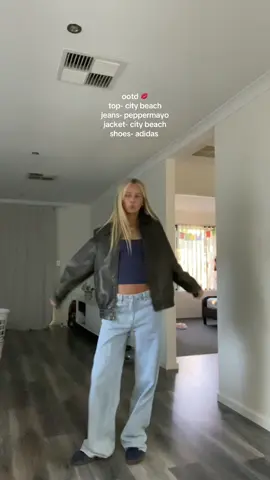 going 🎳🎳!!! #OOTD #fitcheck #winter 