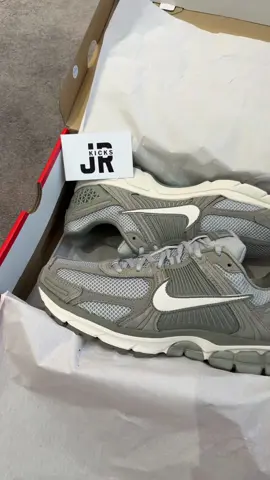 Nike Zoom Vomero 5 Dark Stucco 😍 All sizes available 📥 #nike #snkrs #nikezoomvomero5 #zoomvomero5 #trainers #summerfits #activewearfashion #fyp 