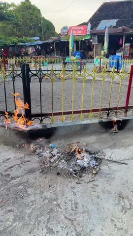 #wisata#madura #api #tak #kunjung #padam #pamekasan #menyala #fypviral 